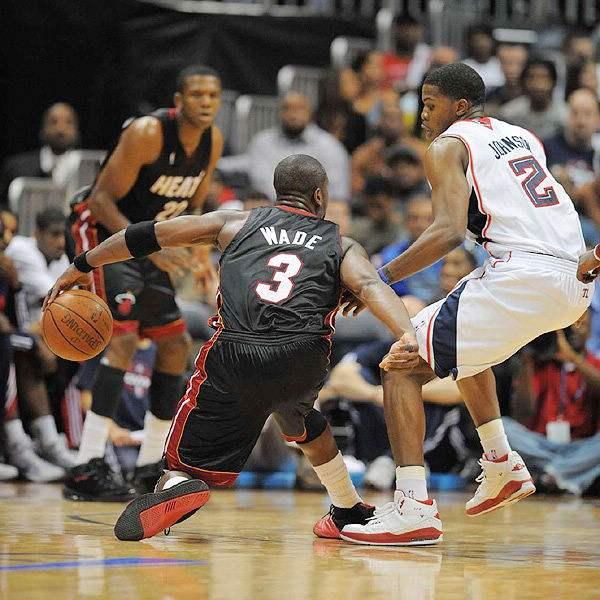 具说服力的 具说服力的