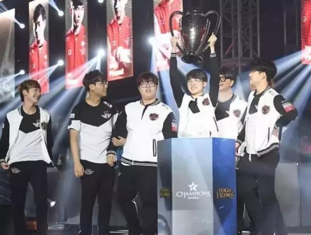 伯纳乌杯的 伯纳乌杯的